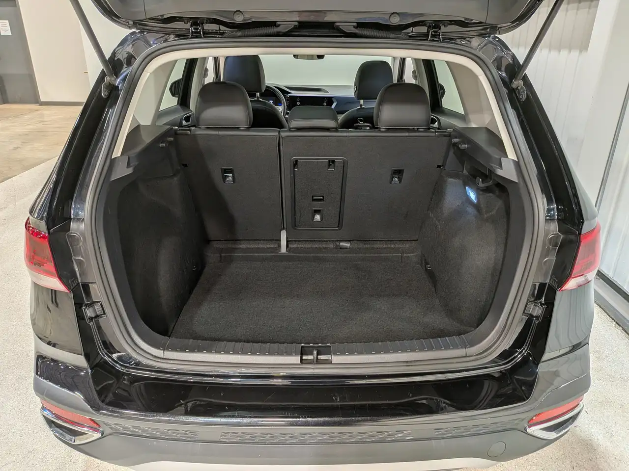 Volkswagen Taos снимка Volkswagen Taos