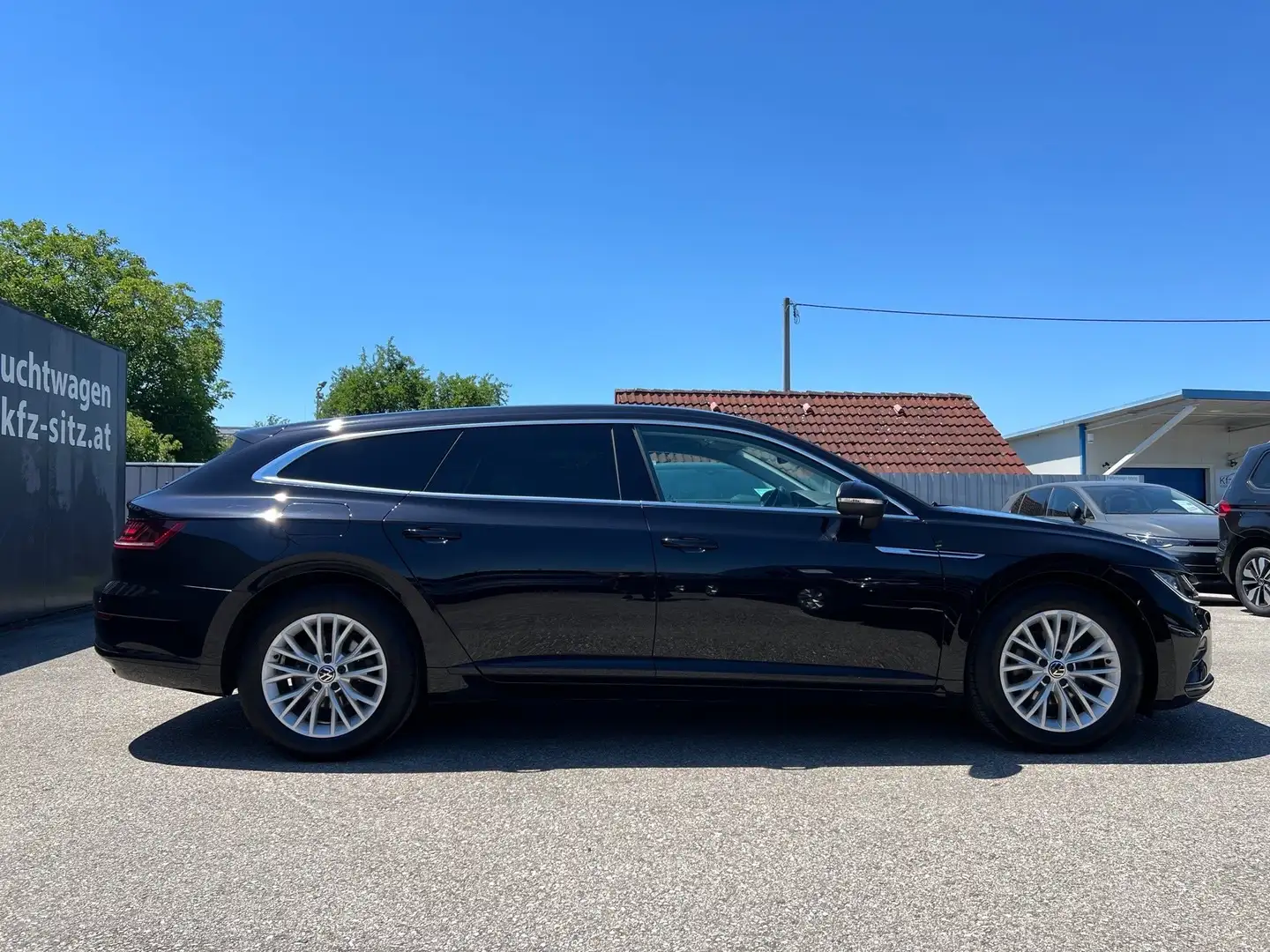 Volkswagen Arteon SB  2,0 TDI DSG Schwarz - 2