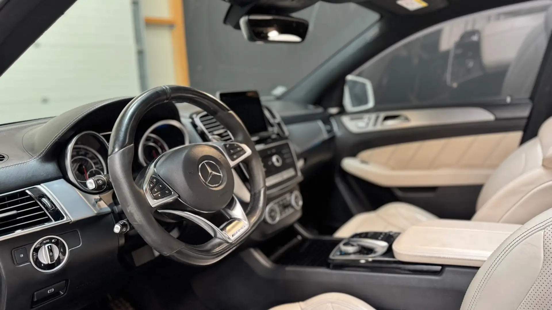 Mercedes-Benz G 63 AMG S V8 585ch 4-MATIC 7G-Tronic Blanc - 2