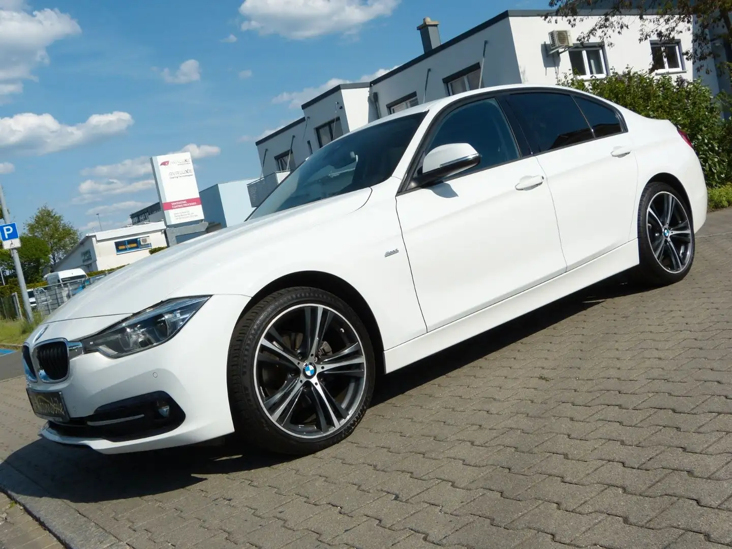 BMW 320 d Sport Line *LED*Navi*ACC*Leder*Spurhalte* Weiß - 1
