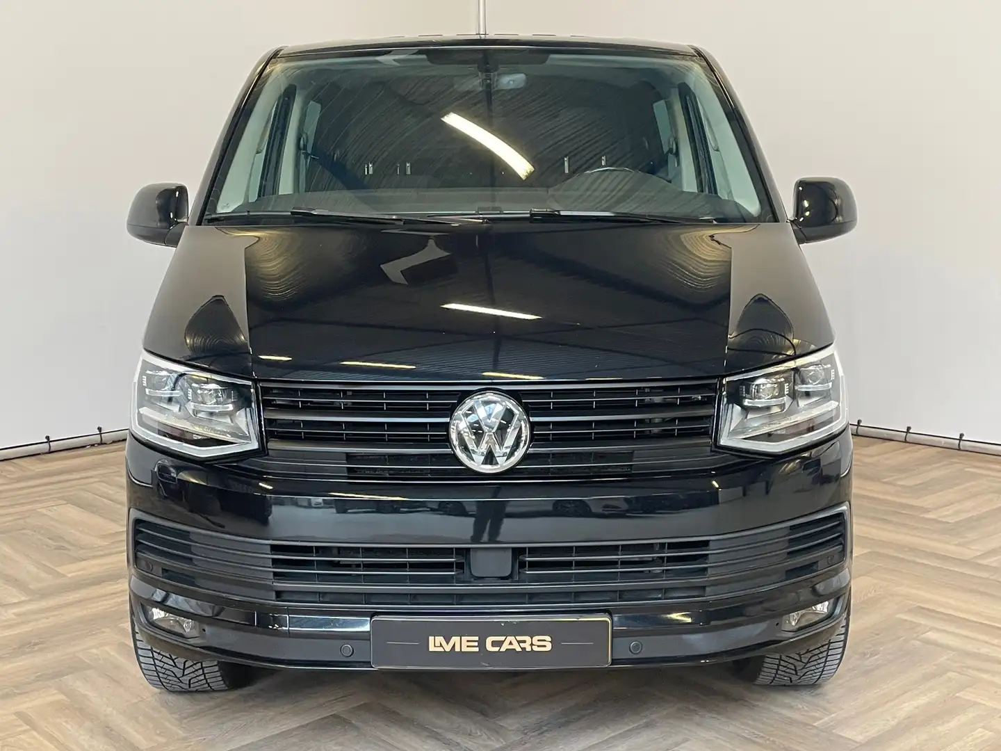 Volkswagen Transporter 2.0 TDI L2H1 DC Highline, AANKOOPKEURING TOEGESTAA Zwart - 2