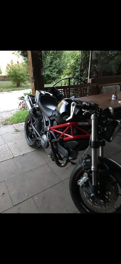 Ducati Monster 796 Zwart - 2