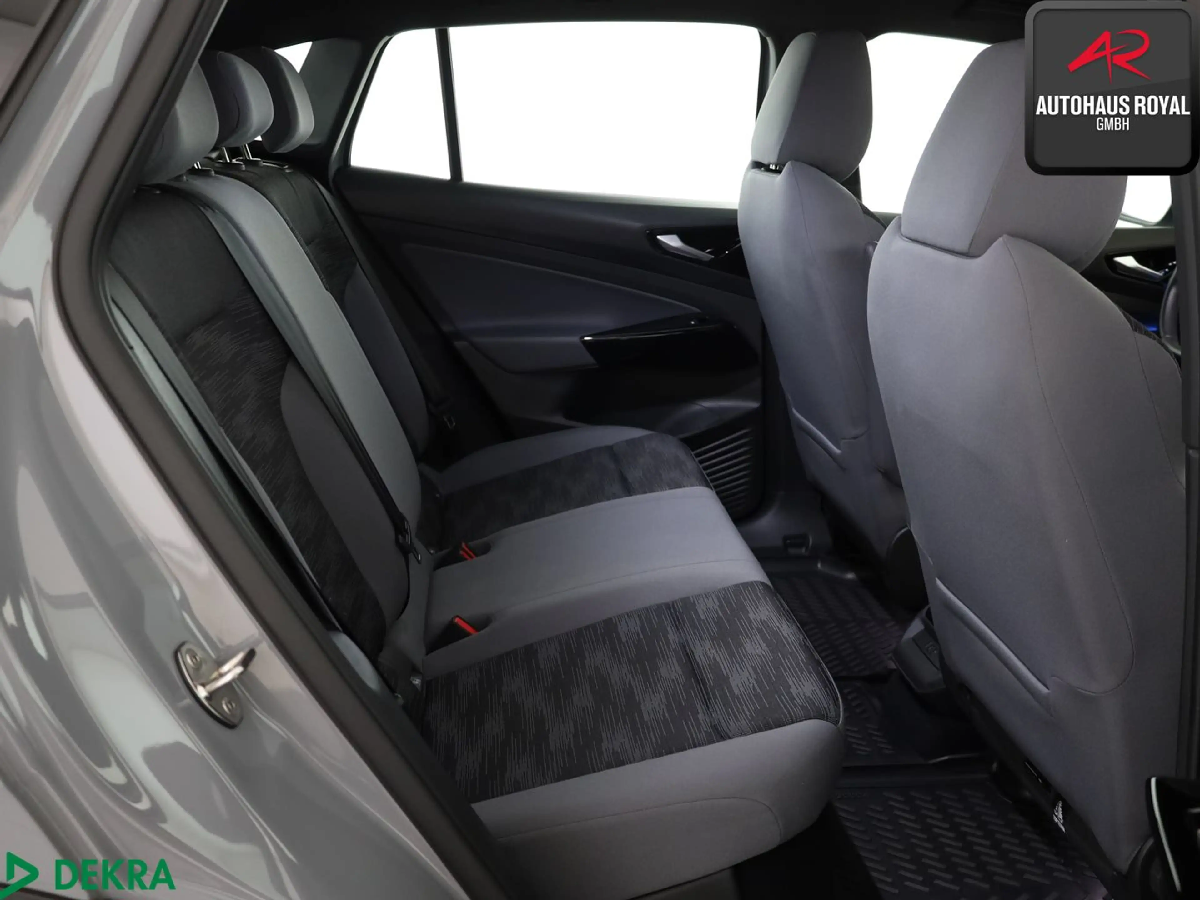 Volkswagen ID.4 PURE KEYLESS,ACC,KAMERA,AKT.PARKASSIST,SH — photo 11