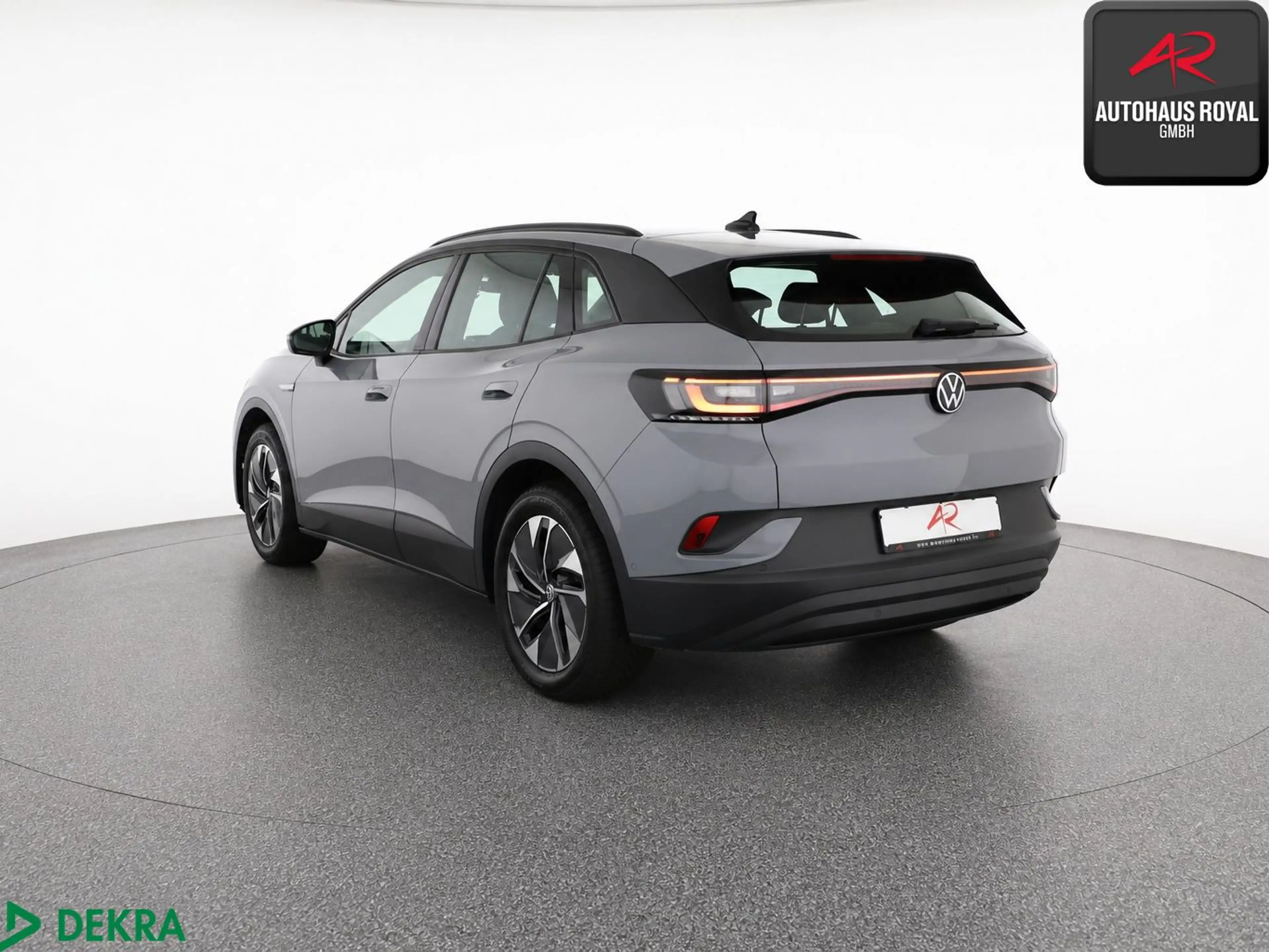 Volkswagen ID.4 PURE KEYLESS,ACC,KAMERA,AKT.PARKASSIST,SH — photo 3