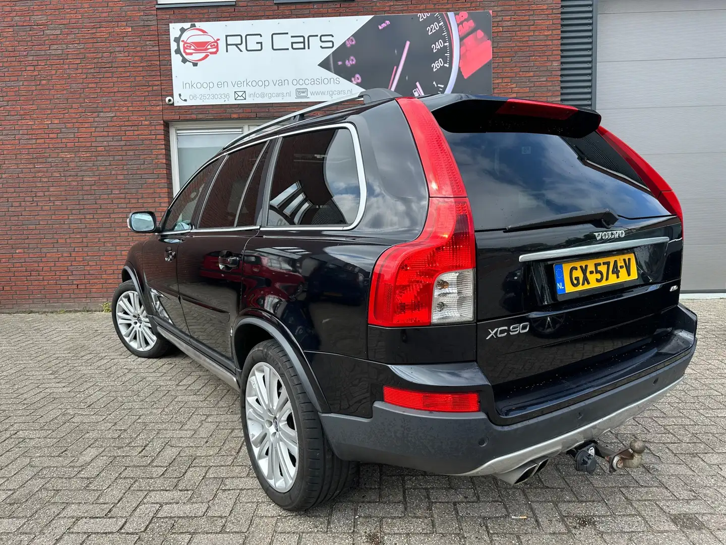 Volvo XC90 2.4 D5 Executive 7P / Dynaudio / Pano / Leder / PD Negru - 2