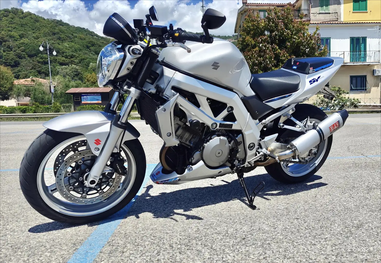 Suzuki SV 1000 Plateado - 1