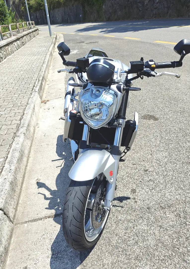 Suzuki SV 1000 Plateado - 2