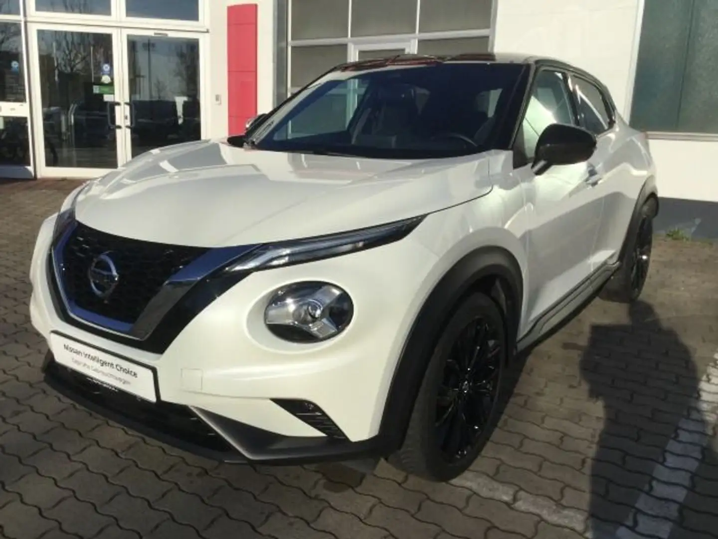 Nissan Juke 1.0 DIG-T Enigma NAVI KLIMA LED Black - 2