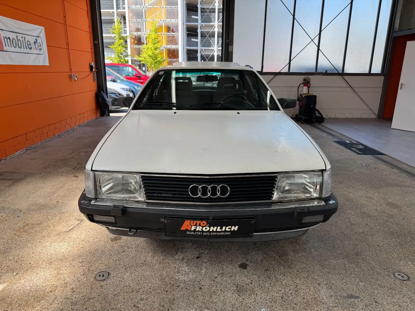 Audi 100 C3 2.3e quattro Sportlenkrad Sportsitze BC Blanc - 2