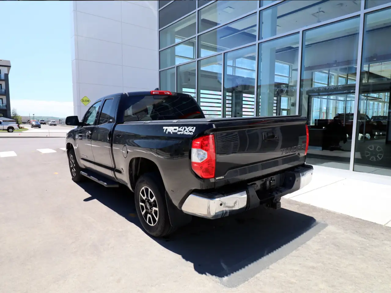 Toyota Tundra photo Toyota Tundra