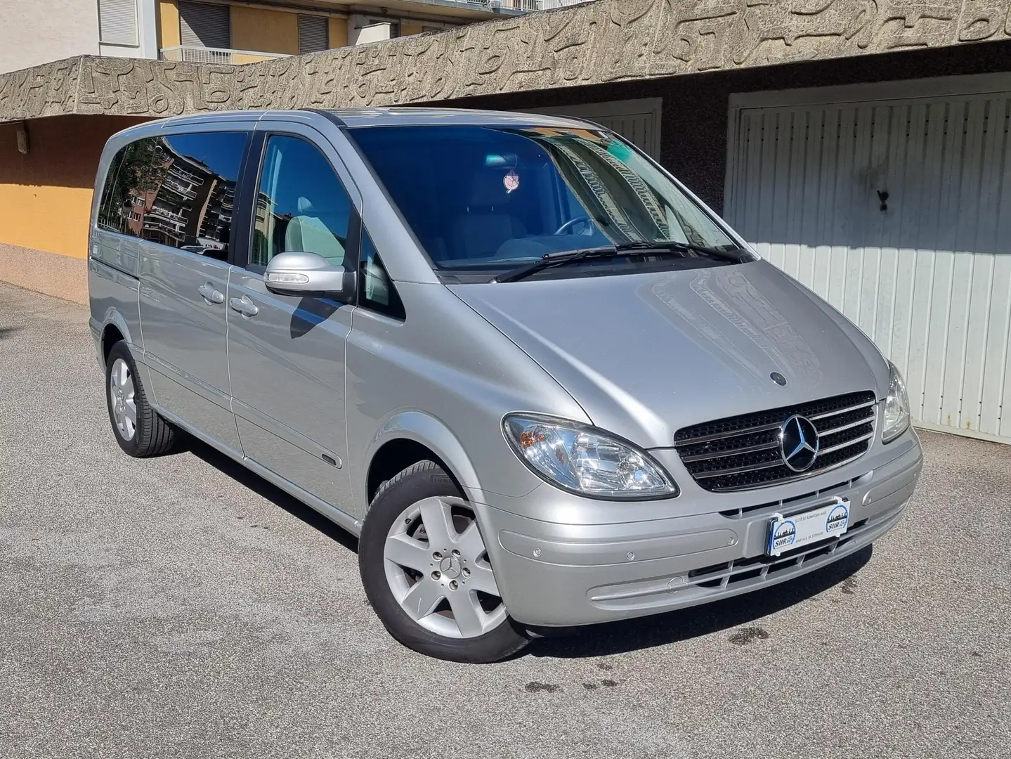 Mercedes-Benz Viano Viano 2.0 cdi Ambiente 4mat. EL auto Zilver - 1