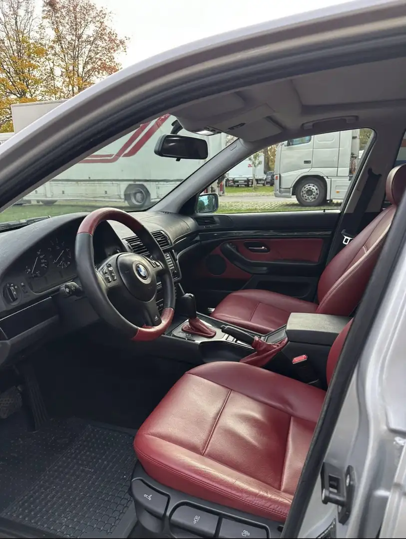 BMW 550 523i 2.5 benzine automaat 149.000 km - 2