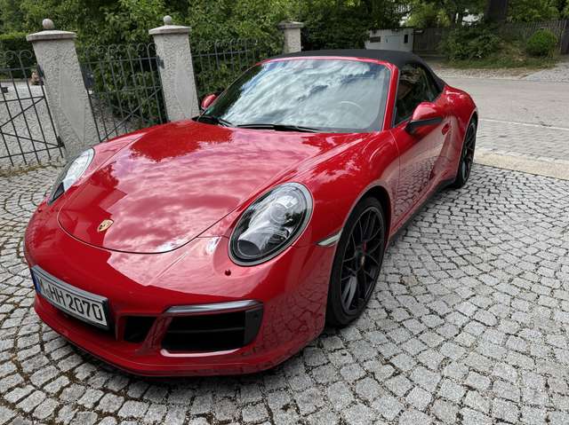 Porsche 991 C 4 GTS Cab.  TOP Zstd,Leder, SzLft Service NEU