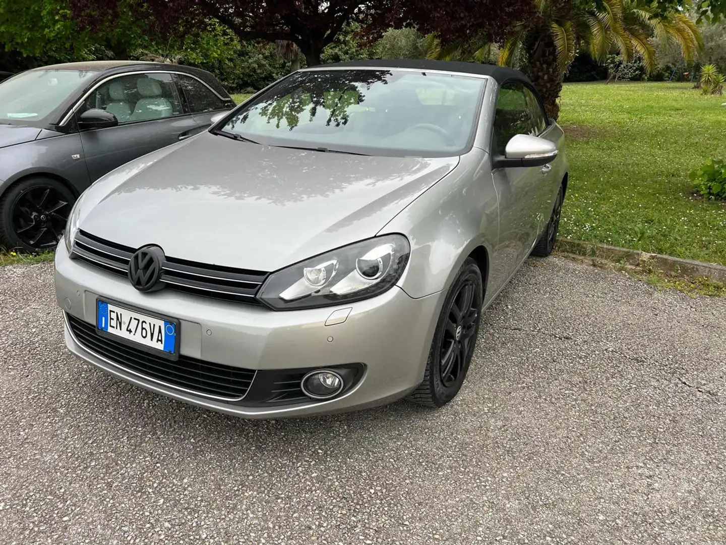 Volkswagen Golf Cabriolet 2.0 TDI BlueMotion Tech. Grau - 1