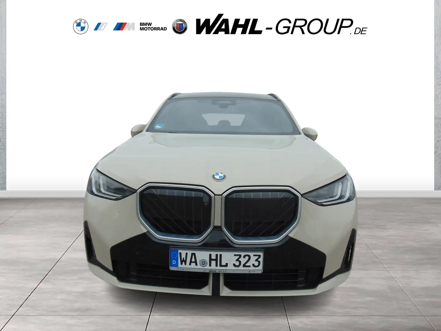 BMW X3 xDrive20i M Sport AHK Panorama HeadUp HarmanKardon Grau - 2