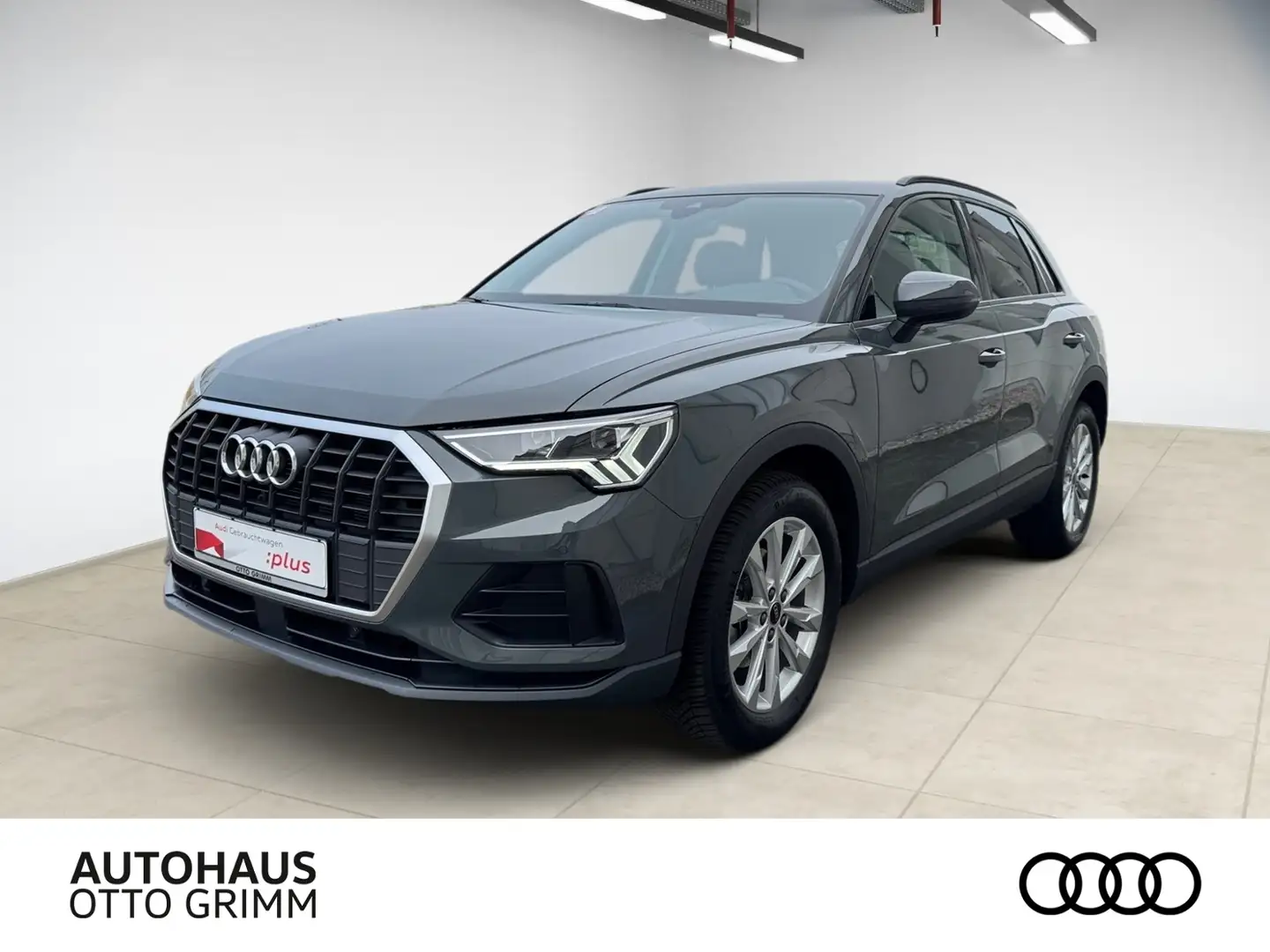 Audi Q3 35 TFSI S tronic LED AHK SHZ KLIMA NAVI ALU Grau - 1