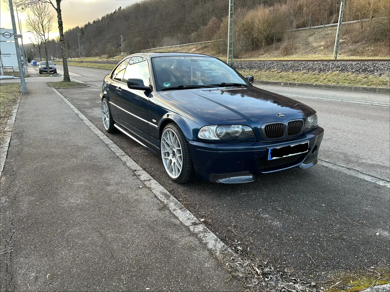 BMW 320