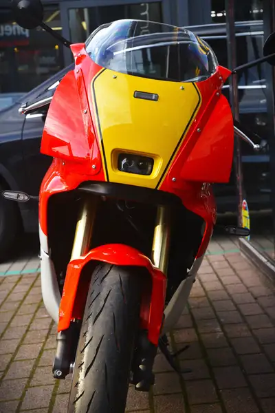 Yamaha XSR 900 - foto 6