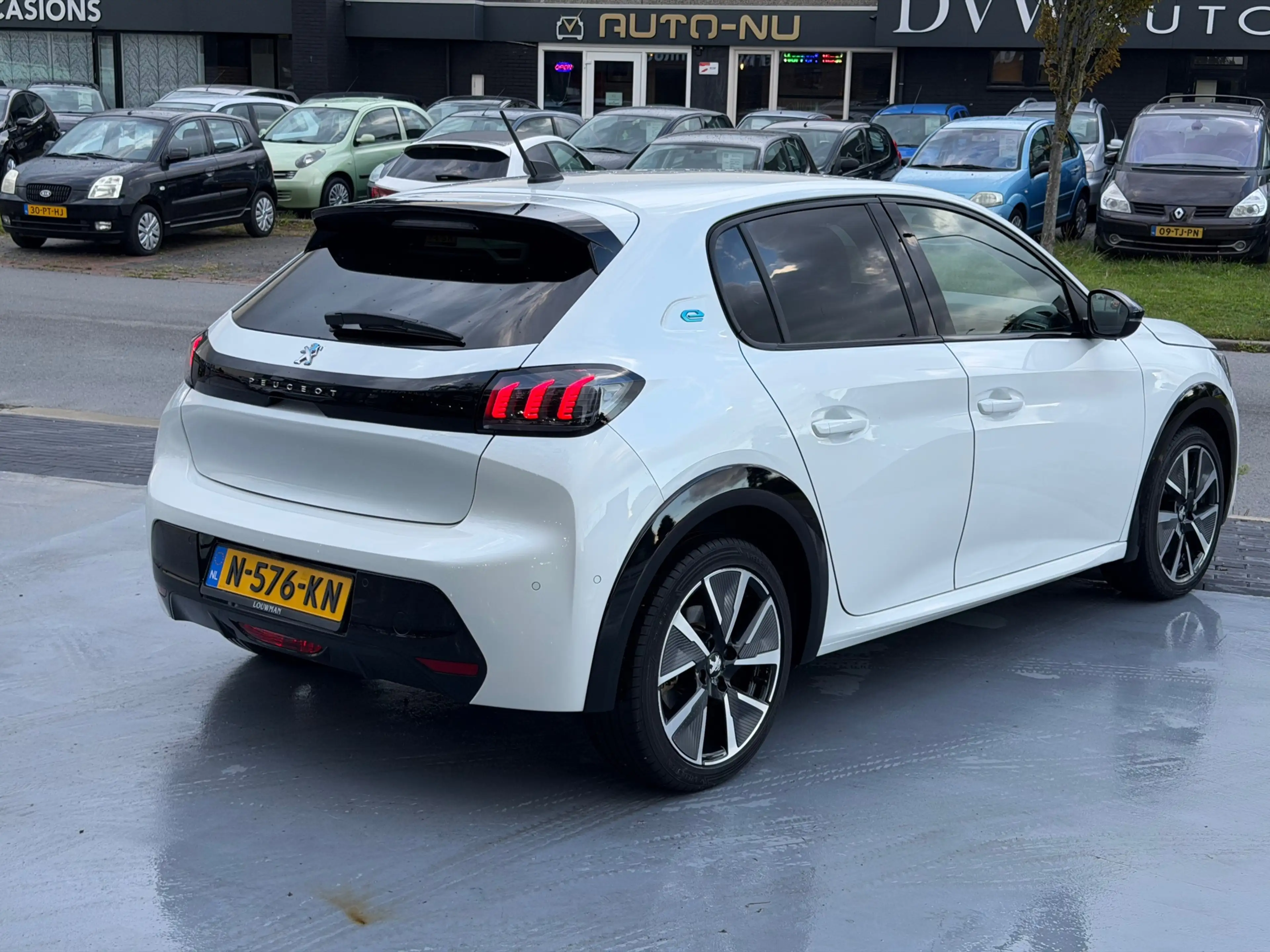 Peugeot e-208 EV GT 350 50 kWh/automaat/NAP/Cruise/Stoelverwarmi — photo 4