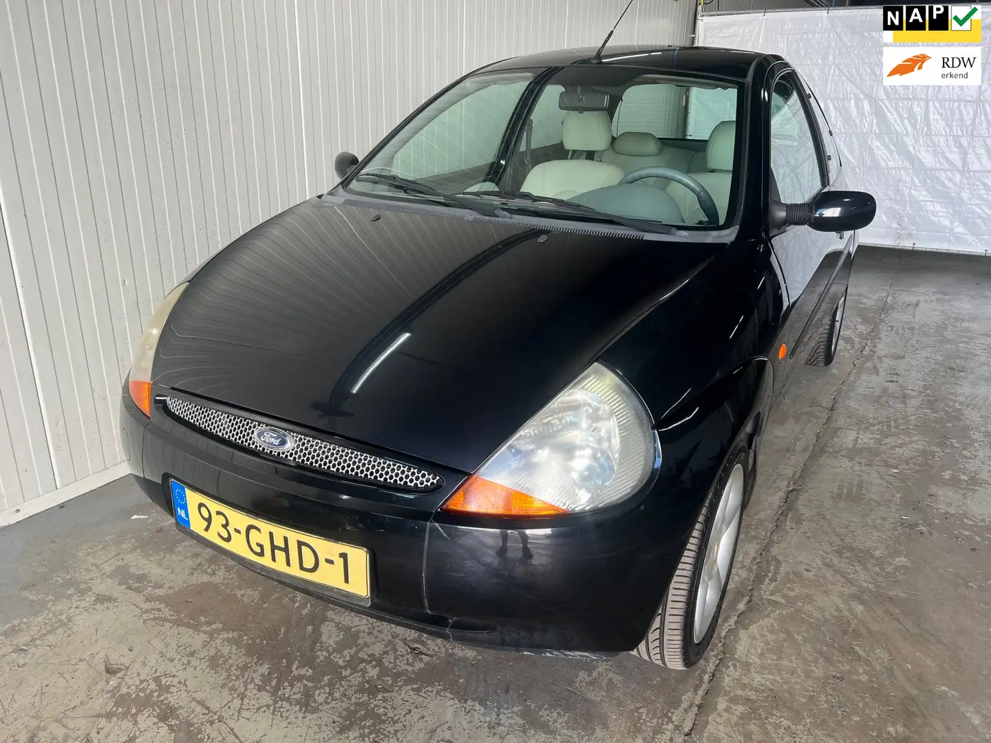 Ford Ka/Ka+ 1.3 12th Edition UNIEK/LEER Noir - 1