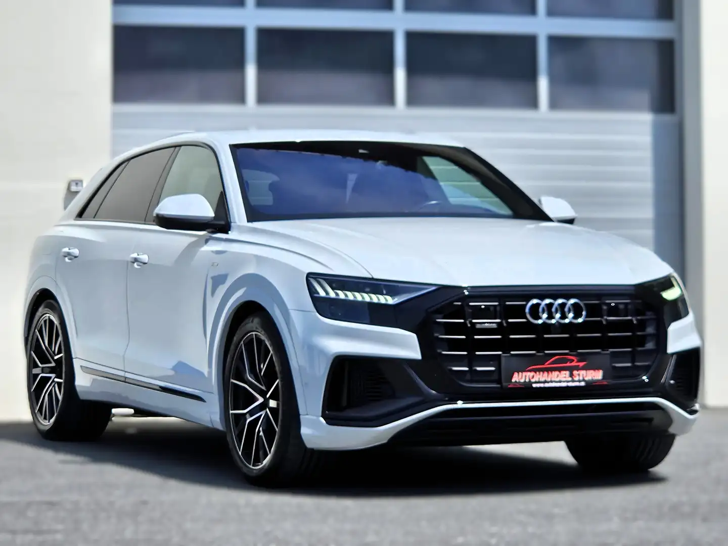 Audi Q8 55 TFSIe qu Sline black Tip *"S"Sitze*Luft*B&O*HD* Weiß - 1