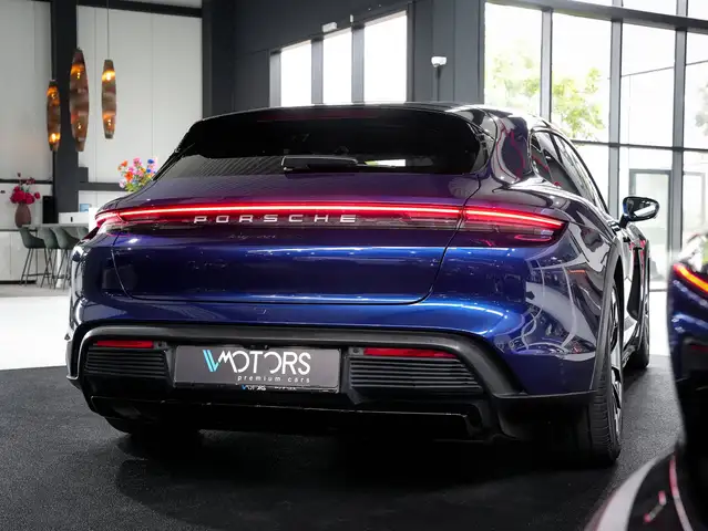 Porsche Taycan view 5