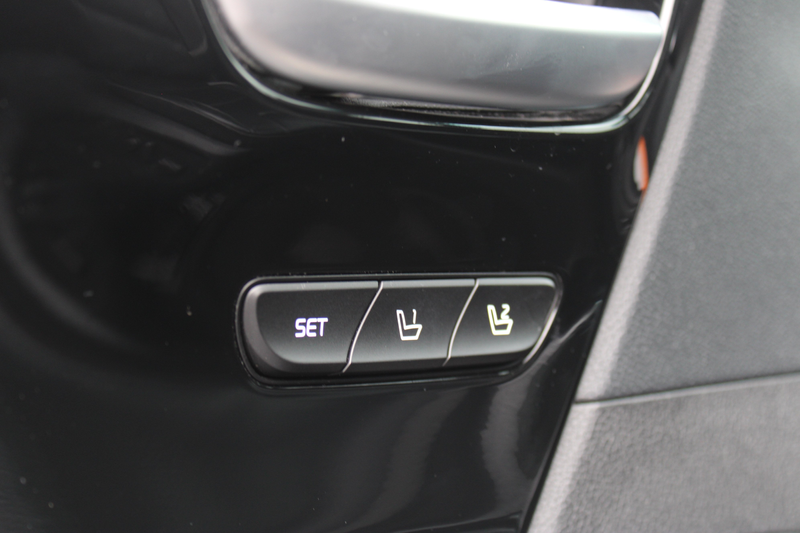 Kia e-Niro ExecutiveLine 64 kWh | Achteruitrijcamera | Apple — photo 13
