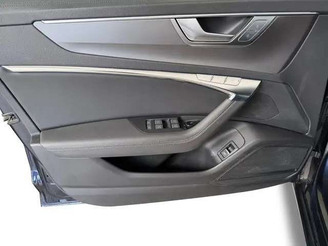 Audi A6 view 15