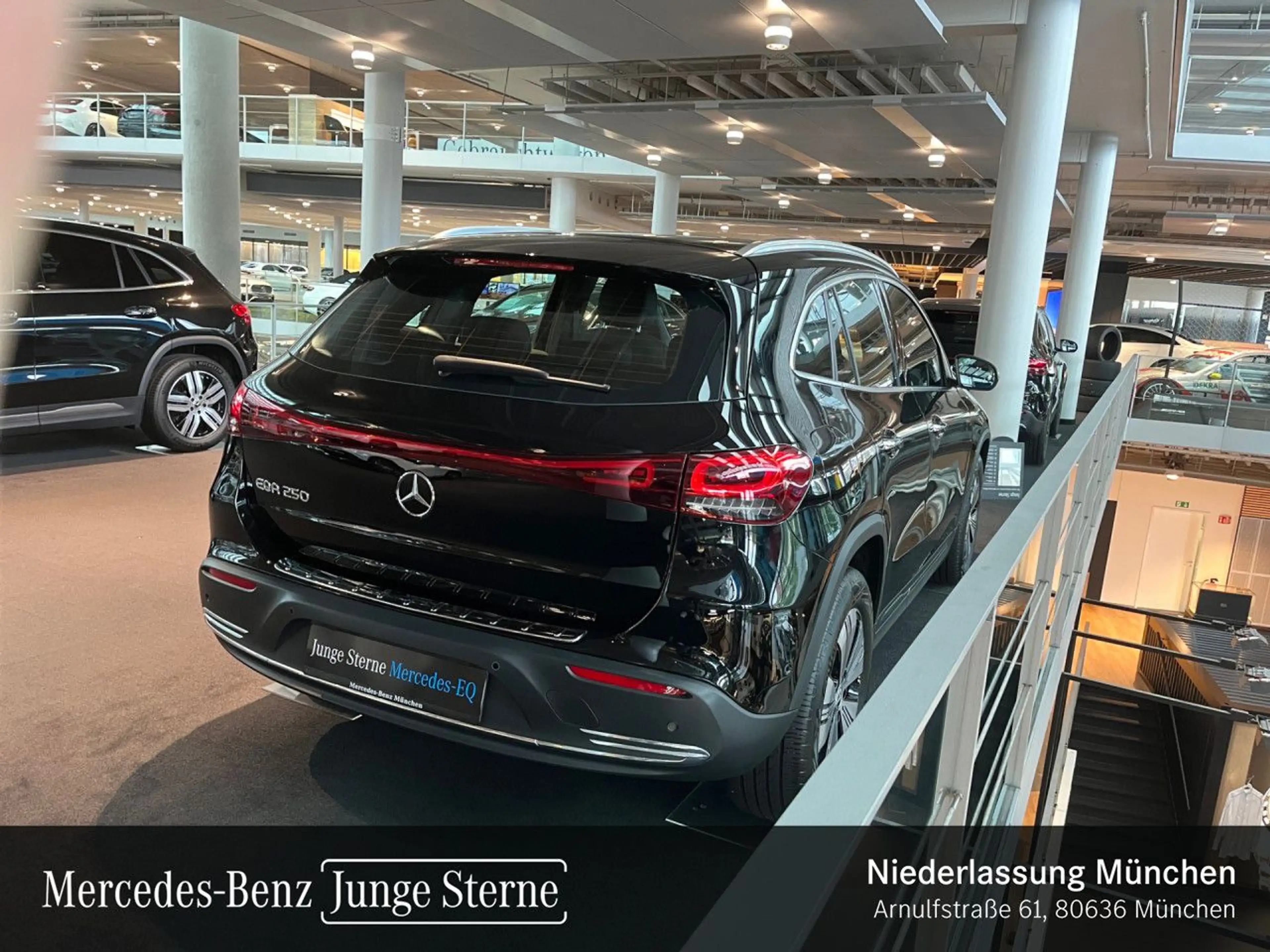 Mercedes-Benz EQA 250 PROG+PLUS-PAKET+360+KEYLESS+SPUR — photo 5