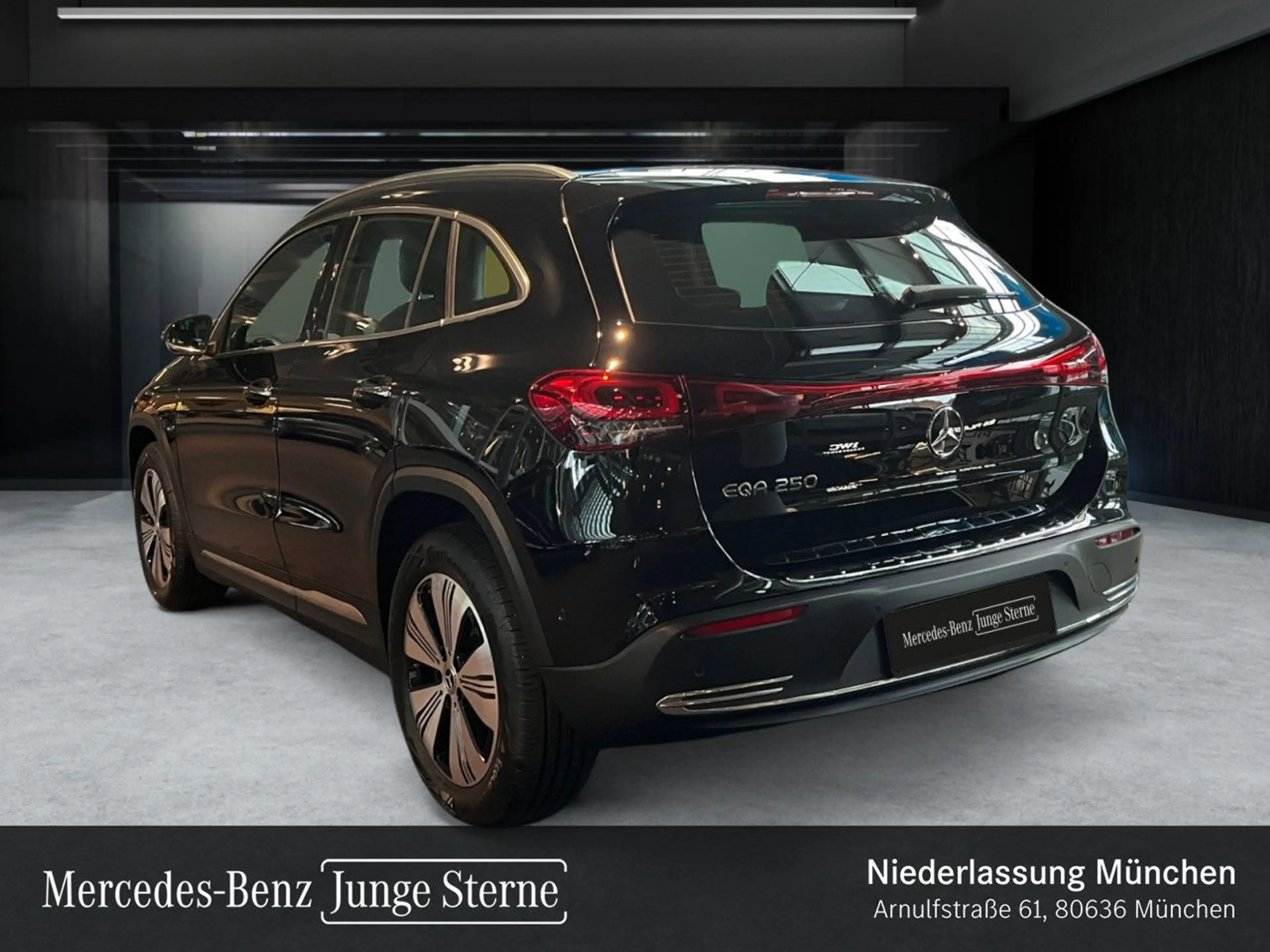 Mercedes-Benz EQA 250 PROG+PLUS-PAKET+360+KEYLESS+SPUR — photo 9