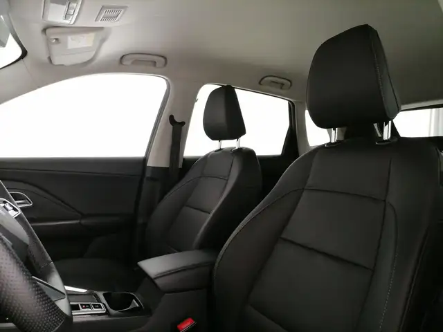 MG ZS view 12