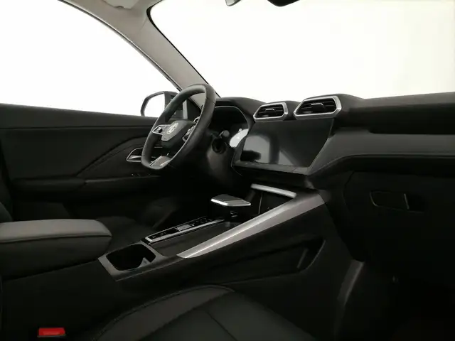 MG ZS view 7