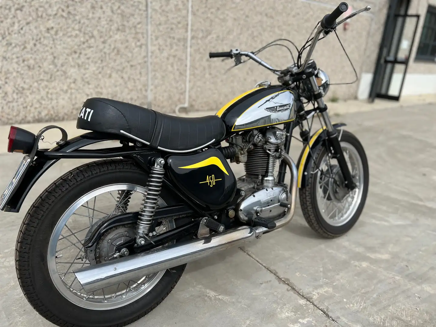 Ducati Scrambler 450 Nero - 2