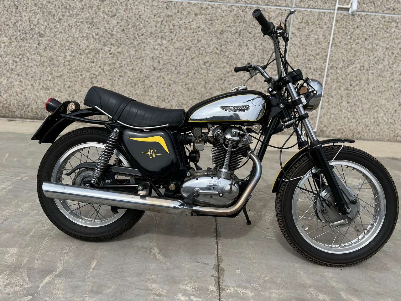 Ducati Scrambler 450