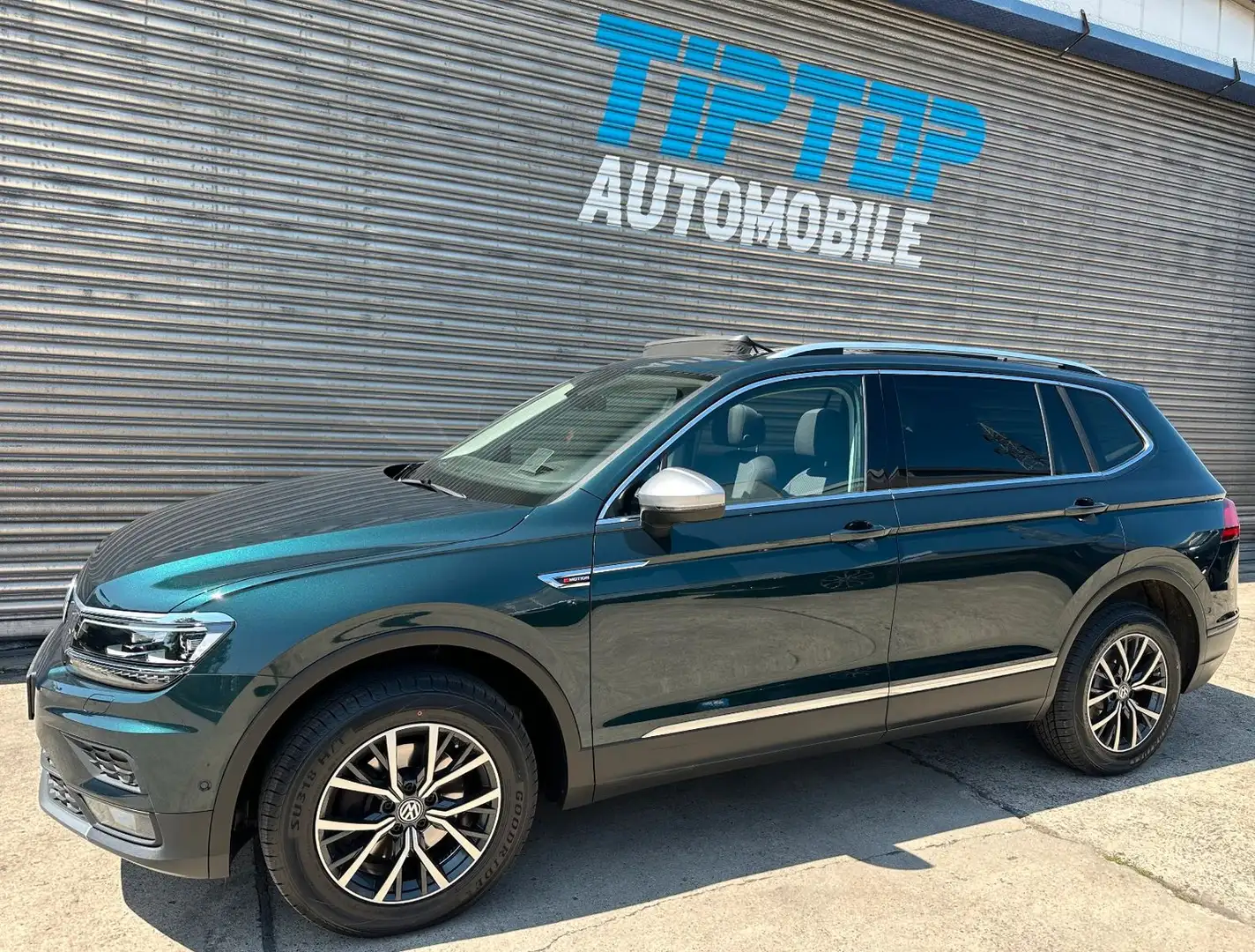 Volkswagen Tiguan Allspace 4Mot*VIRTUAL*PANO*AHK*LED*360°KA Grün - 1