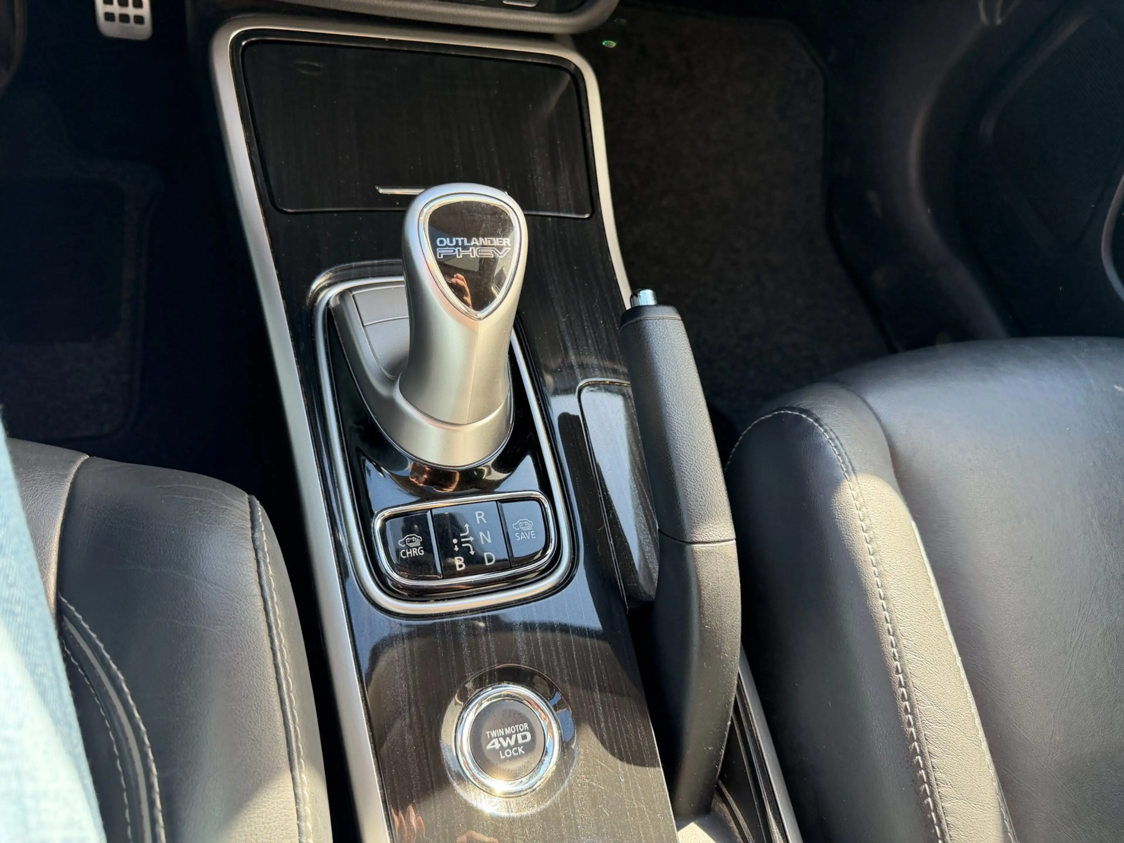 Mitsubishi Outlander 2.0 PHEV instyle+ 1 ste eigenaar en dealer onderho — photo 18