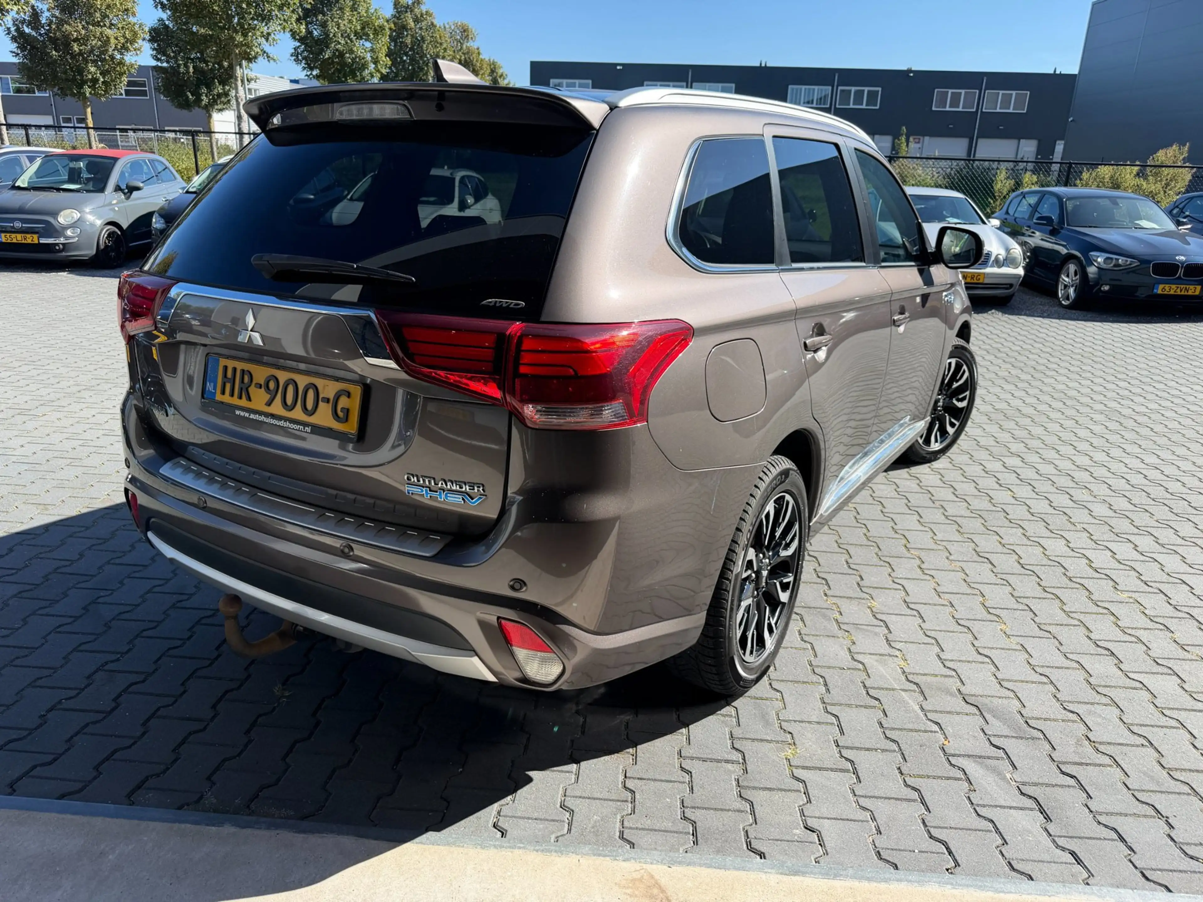 Mitsubishi Outlander 2.0 PHEV instyle+ 1 ste eigenaar en dealer onderho — photo 8