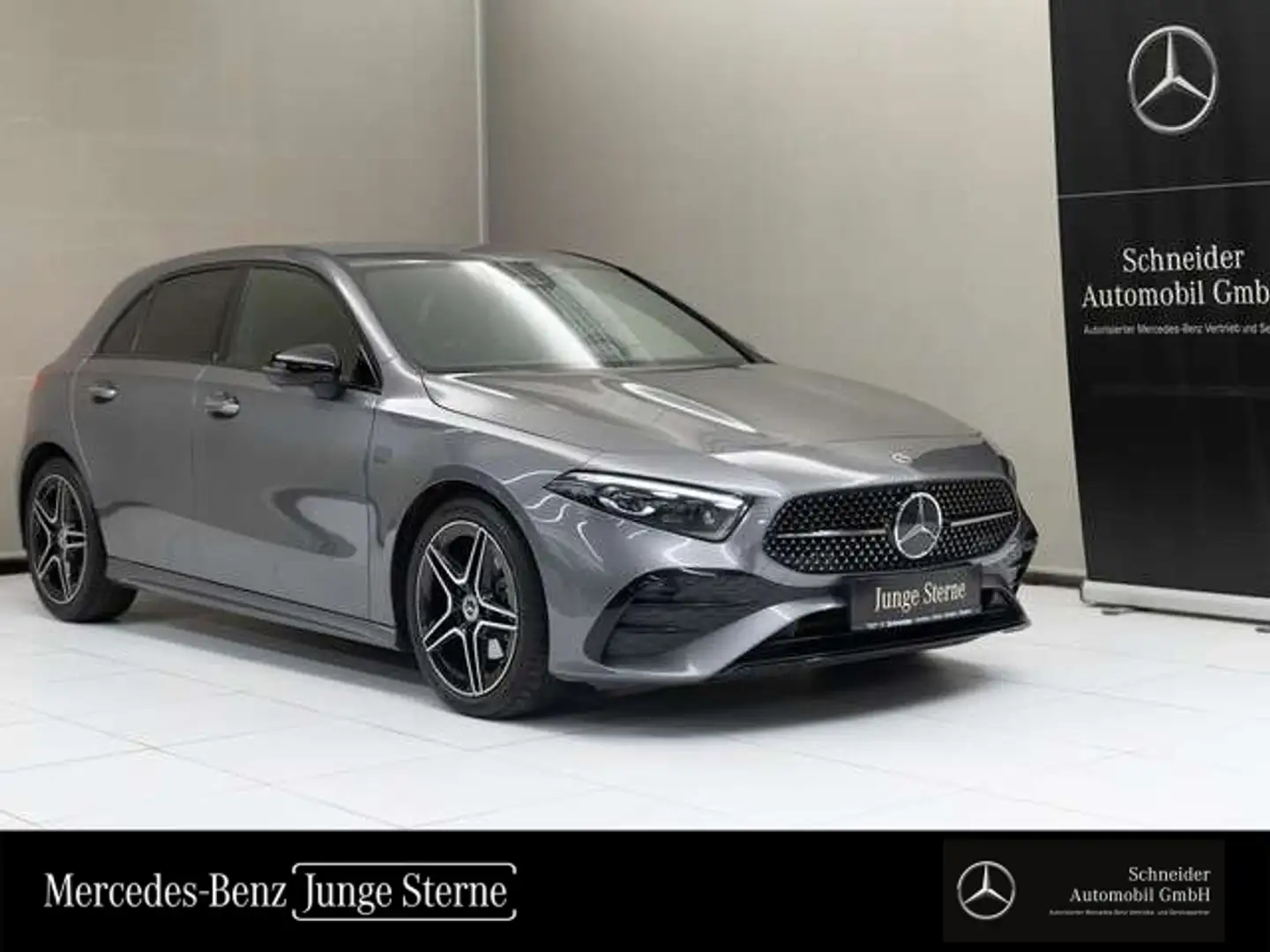 Mercedes-Benz A 200 d Kompaktlimousine Night SpurW W-Paket Grau - 1