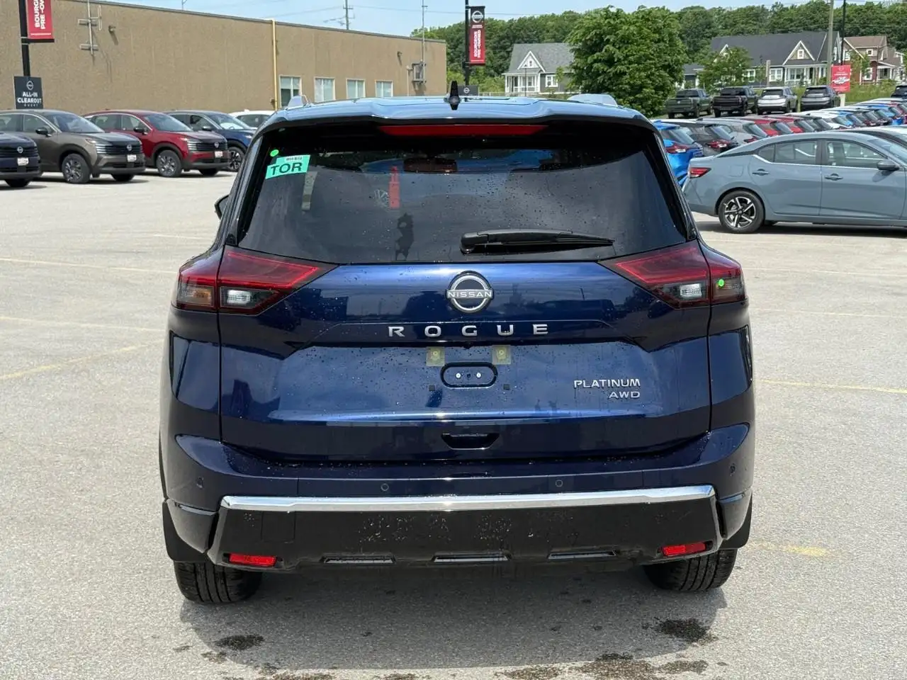 Nissan Rogue снимка Nissan Rogue