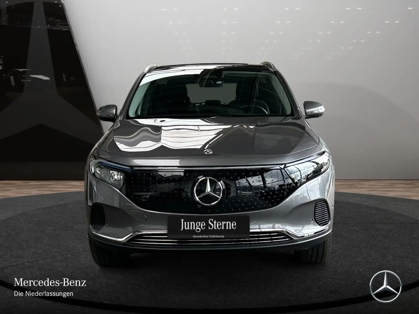 Mercedes-Benz EQA 300 4M PROG+PLUS-PAKET+AHK+PANO+360+MEMORY Grau - 2