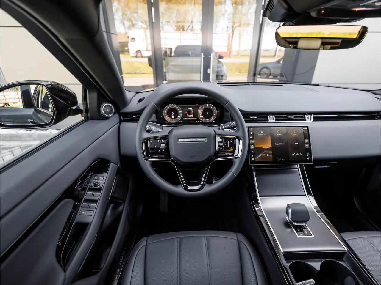 Land Rover Range Rover Evoque 2026 — фото 11