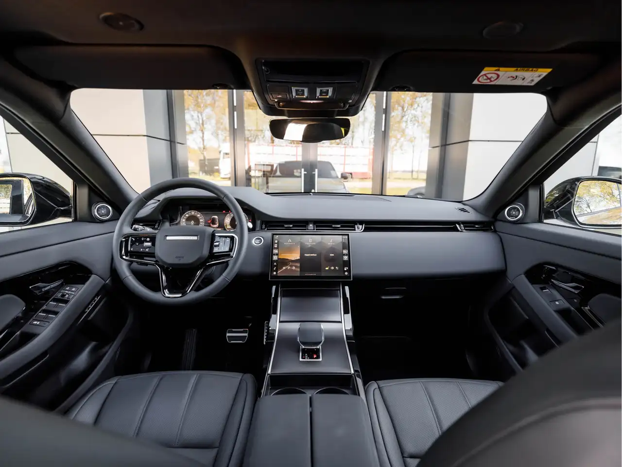 Land Rover Range Rover Evoque 2026 — фото 18