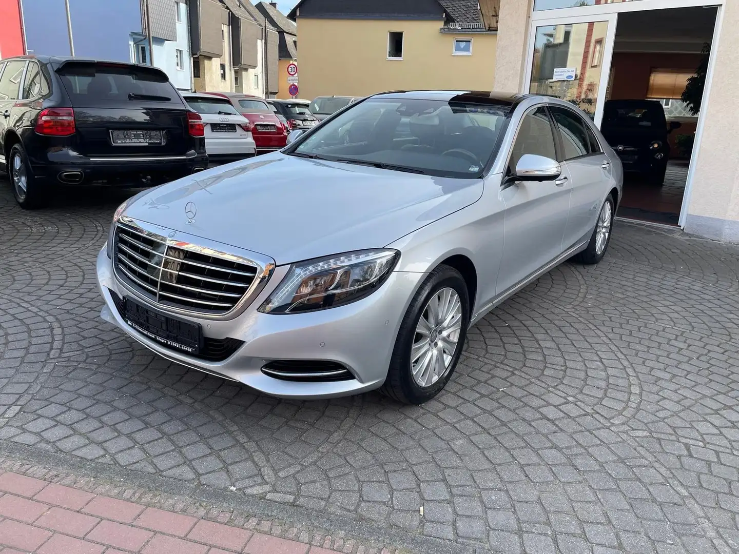 Mercedes-Benz S 350 d L 4Matic 9G-TRONIC Lang Zilver - 1