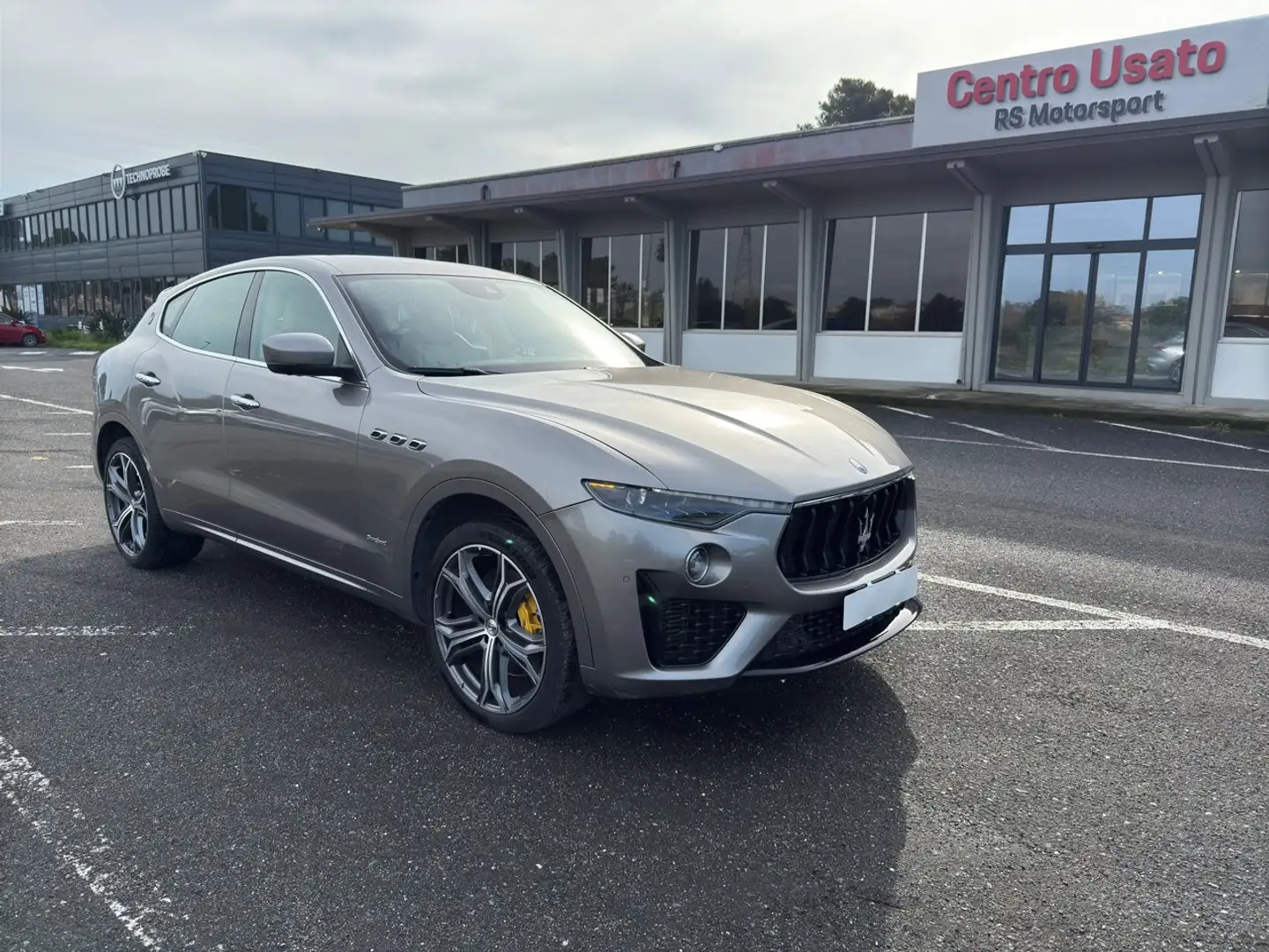 Maserati Levante Levante 3.0 V6 Gris - 2