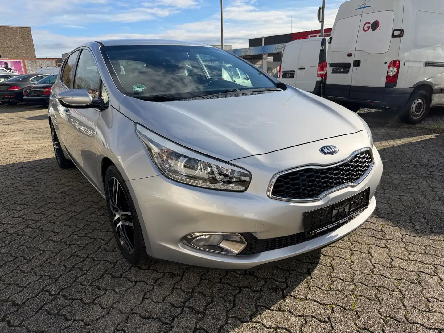 Kia Ceed / cee'd Silber - 1