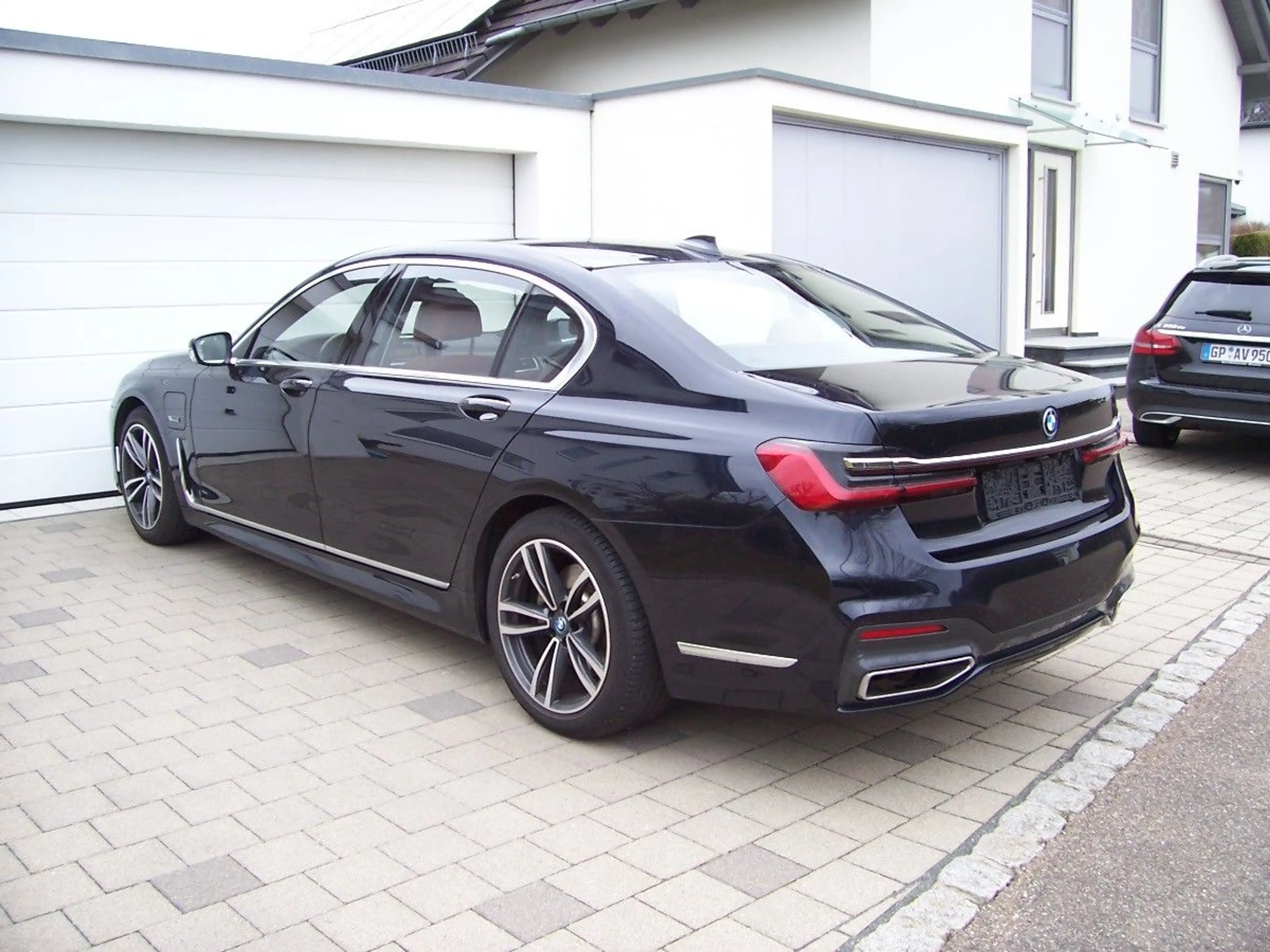 BMW 745 Le xDrive M Sportpaket Soft/ACC/360°/Laser — photo 3