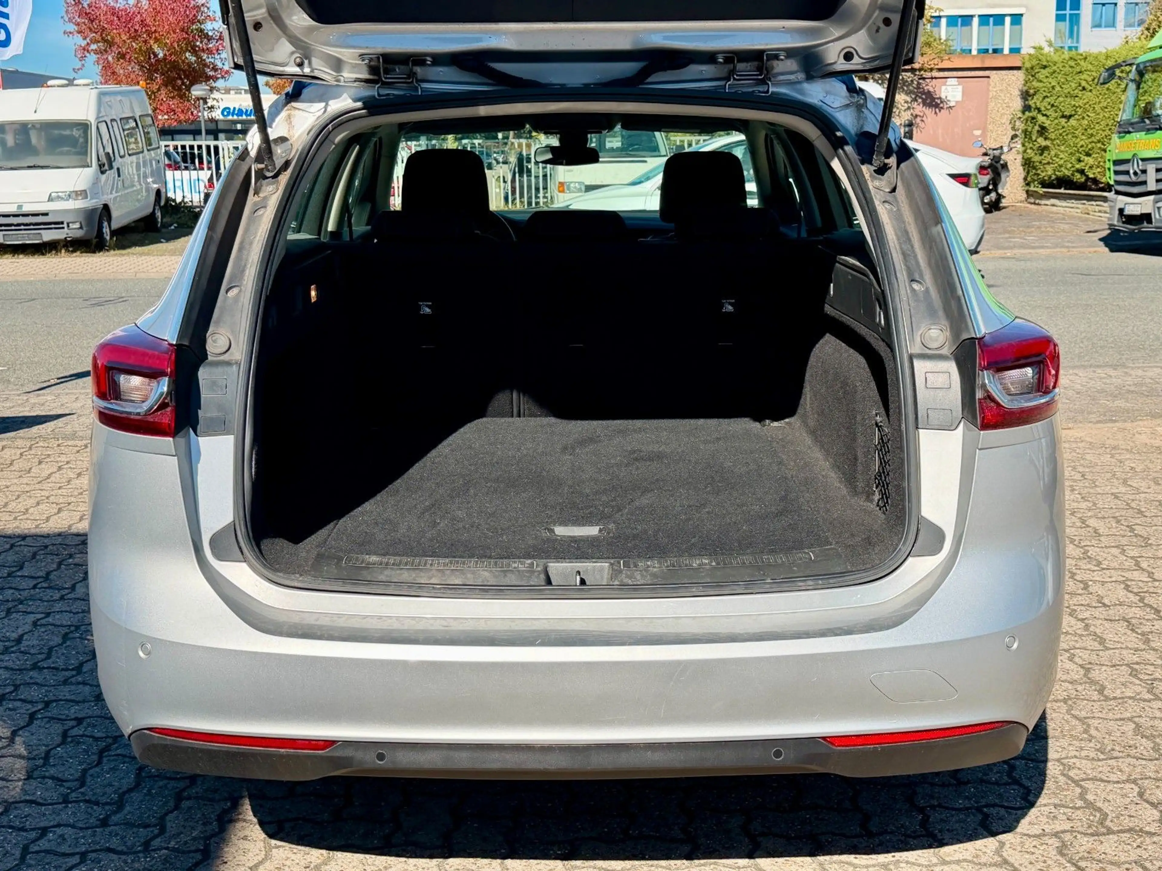 Opel Insignia B SportsTourer*Aut*Nav*Ahk*Led*Shz*Pdc* — photo 15
