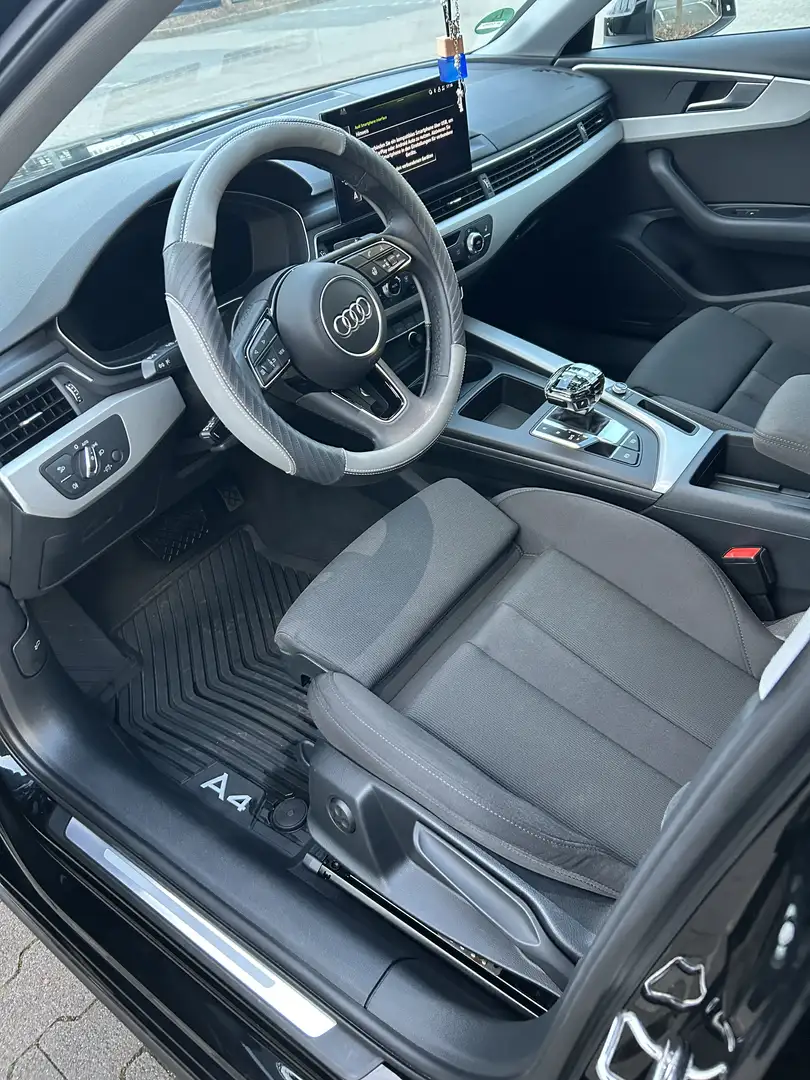 Audi A4 35 TFSI S tronic - 2