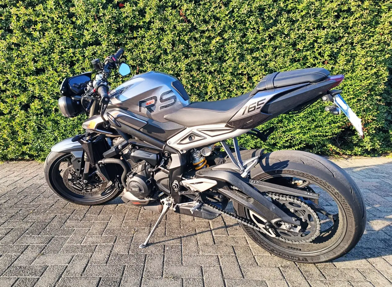 Triumph Street Triple RS