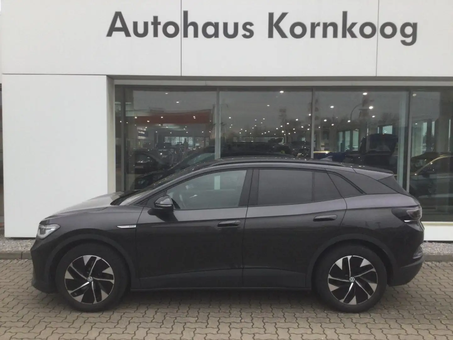 Volkswagen ID.4 Pro Performance 77kWh LED NAVI APP ACC AHK Grau - 1